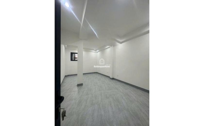 Cho thuê nhà ngõ ô tô Mai Động, Hai Bà Trưng làm căn hộ dịch vụ, 64m2, 8 phòng, 4 WC